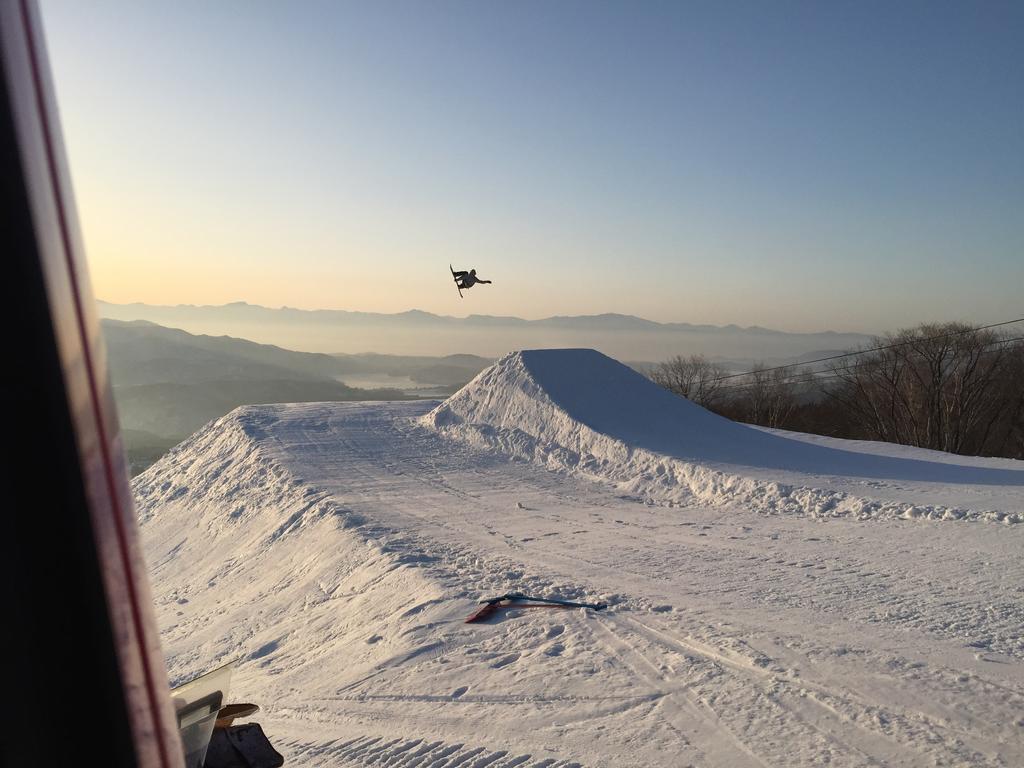 Hotel Alpen Blick Myoko Bagian luar foto